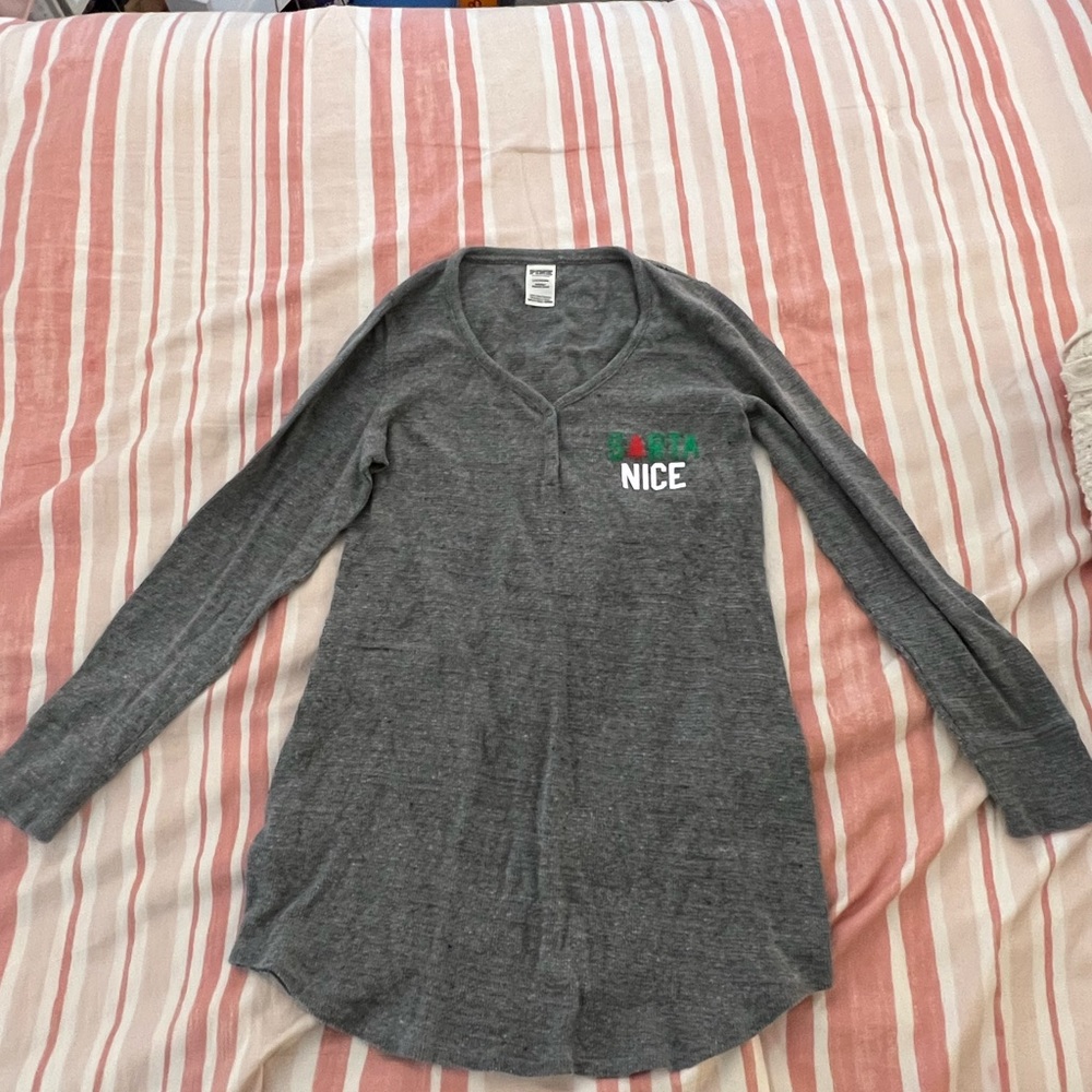 Victoria’s Secret Pink Christmas holiday sleep shirt
